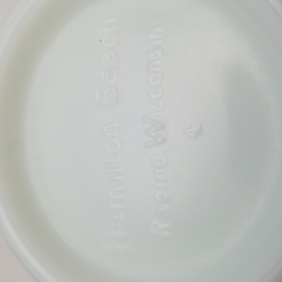 Hamilton Beach Milk Glass Mixing Bowl - Picture 4 of 13